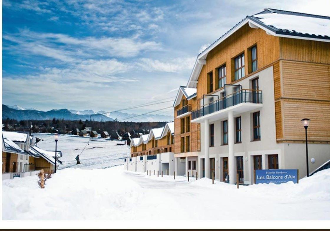 La Poudreuse Les Balcons D'aix La Feclaz